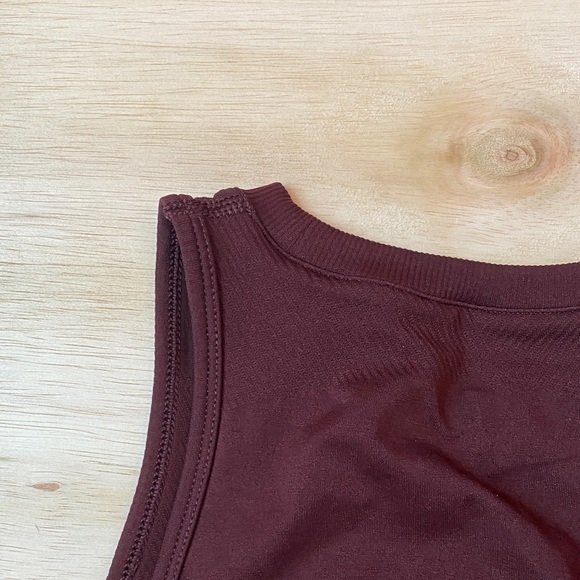 Alphalete Stratus Tank Top - Picture 10 of 13